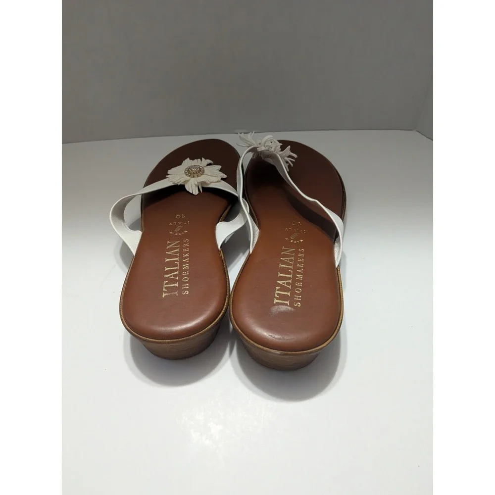 Italian Shoemakers White Flower Rhinestone Thong Wedge Sandals Womens 10 Italy